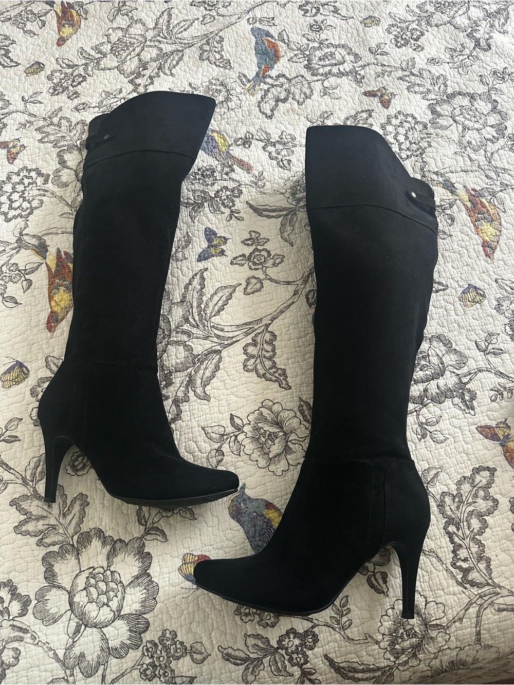 Women's Black Suede Over-the-Knee Heeled Boots - Picture 7 of 8